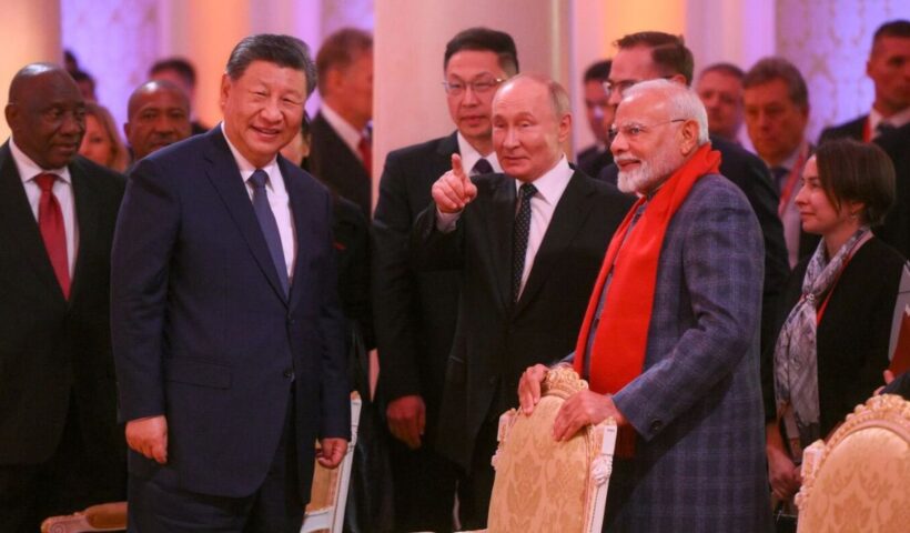Pakistan: బ్రిక్స్ దేశాల్లో పాకిస్తాన్ కు చోటు దక్కలేదు.. ఎందుకంటే..?