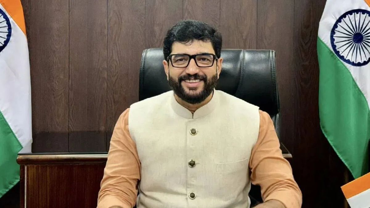 Maharastra CM