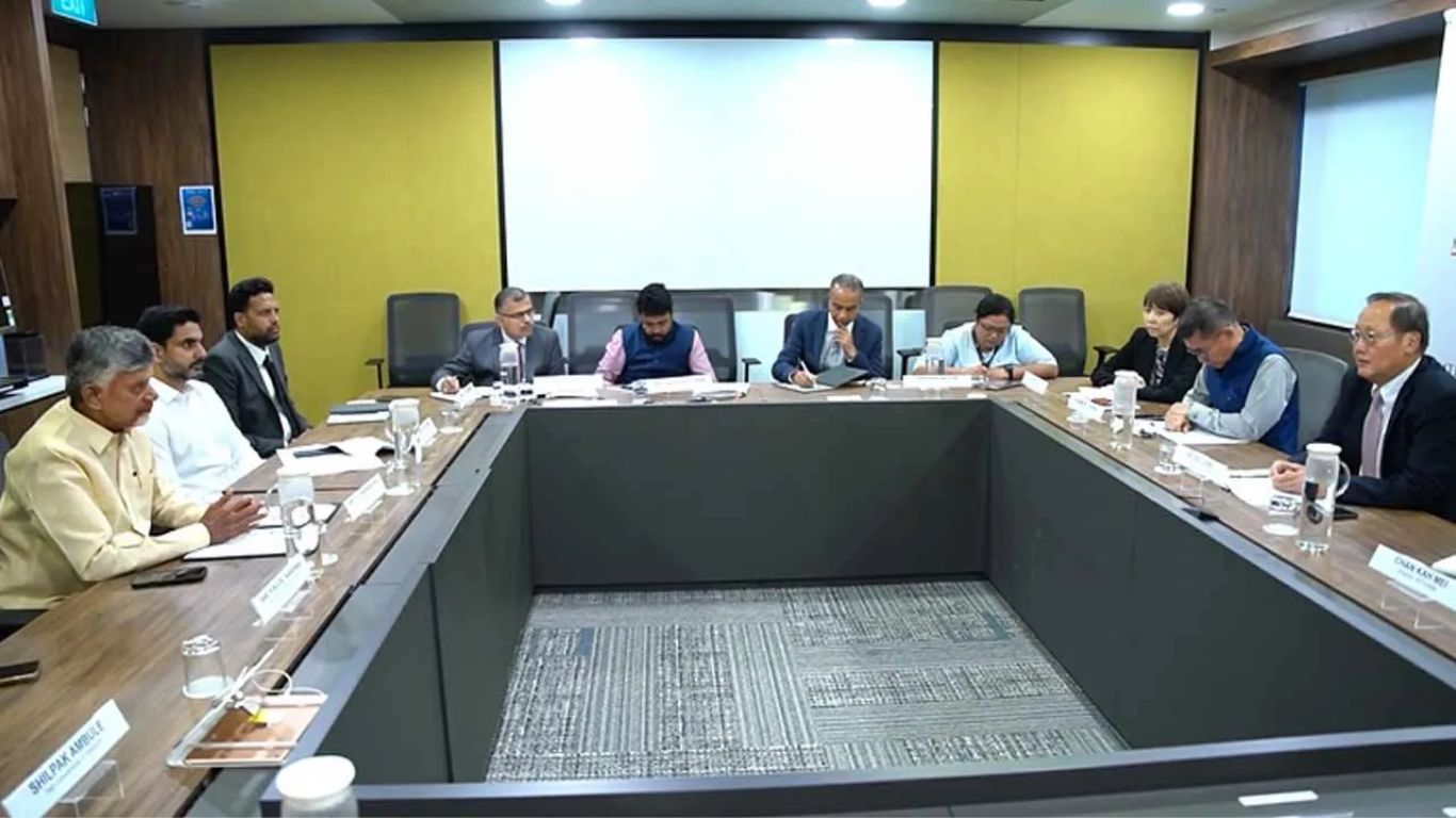 CM Chandrababu Singapore Tour