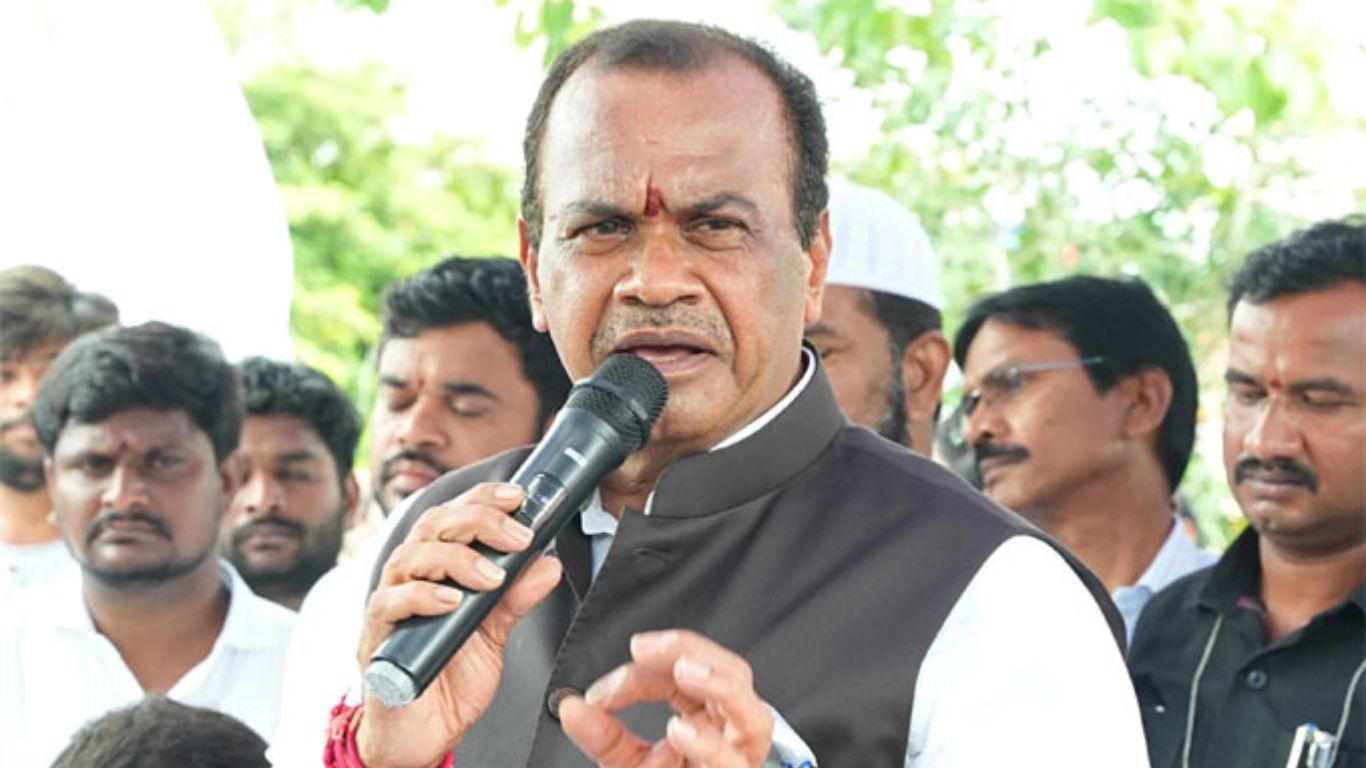 Komatireddy Venkat Reddy