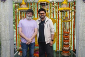 https://mahaanews.co.in/venkatesh-trivikram-venky77-movie-pooja-ceremony/