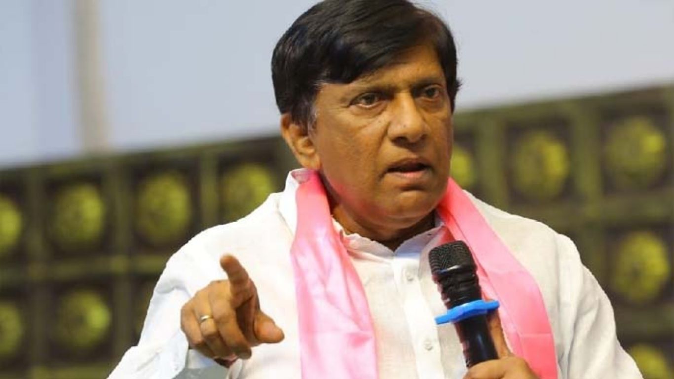 B Vinod Kumar