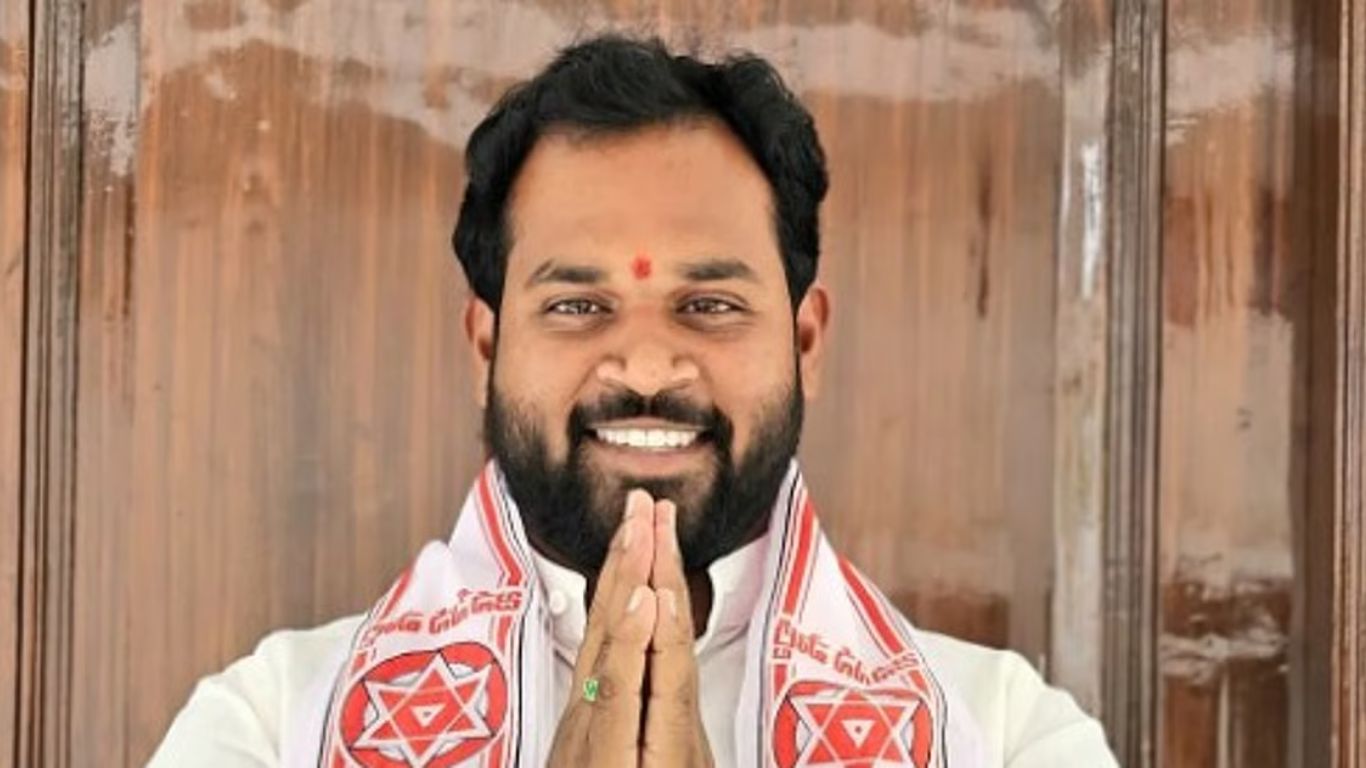 MLA Arava Sridhar