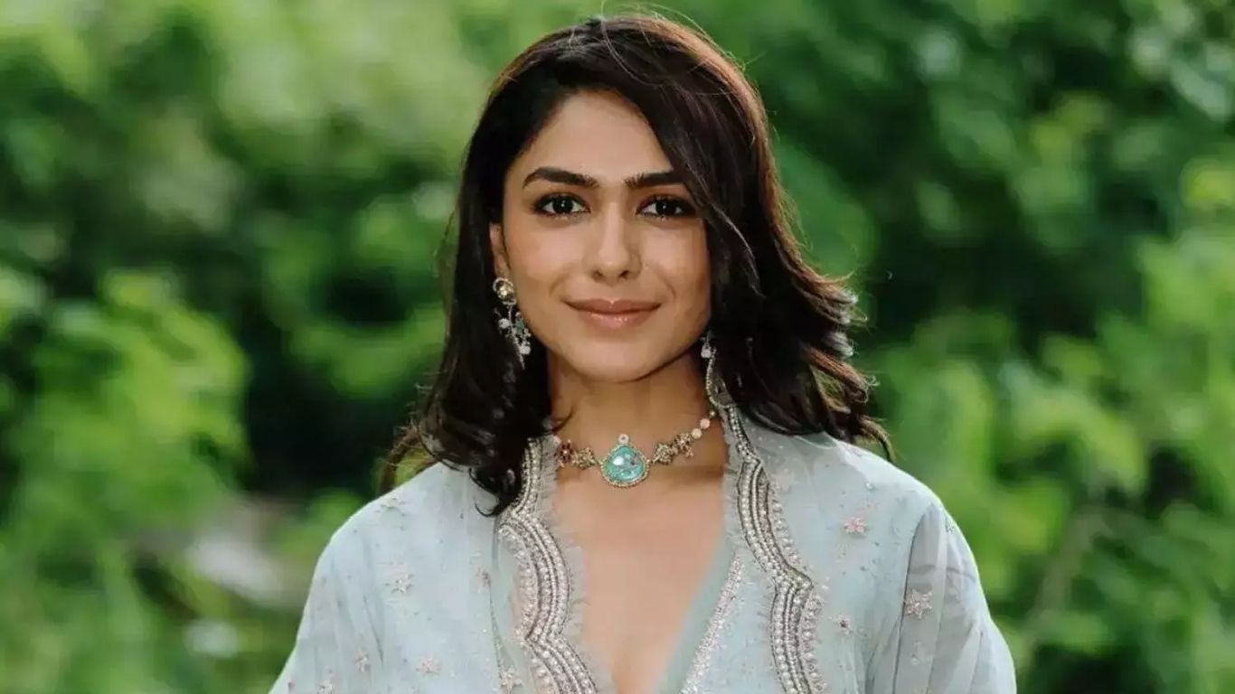 Mrunal Thakur
