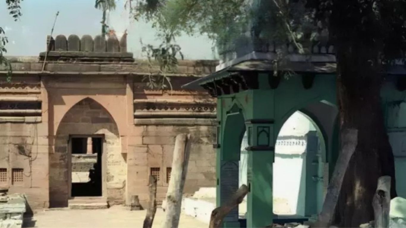 Bhojshala Complex