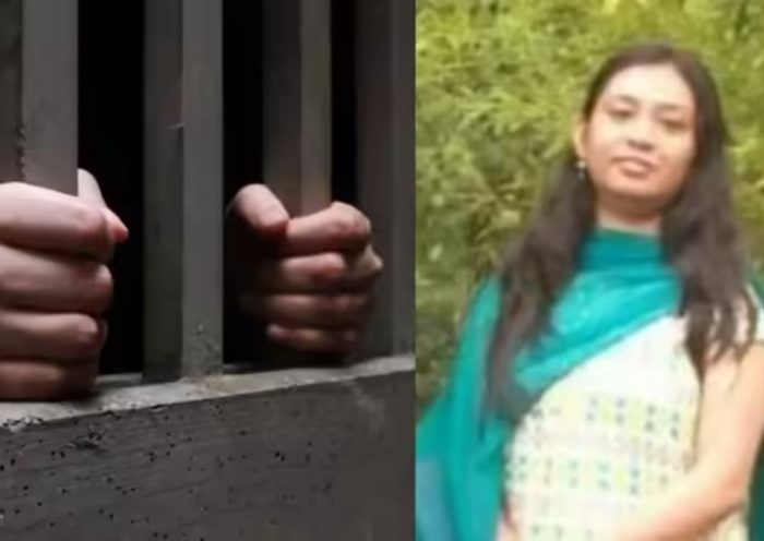 Delhi Professor:
