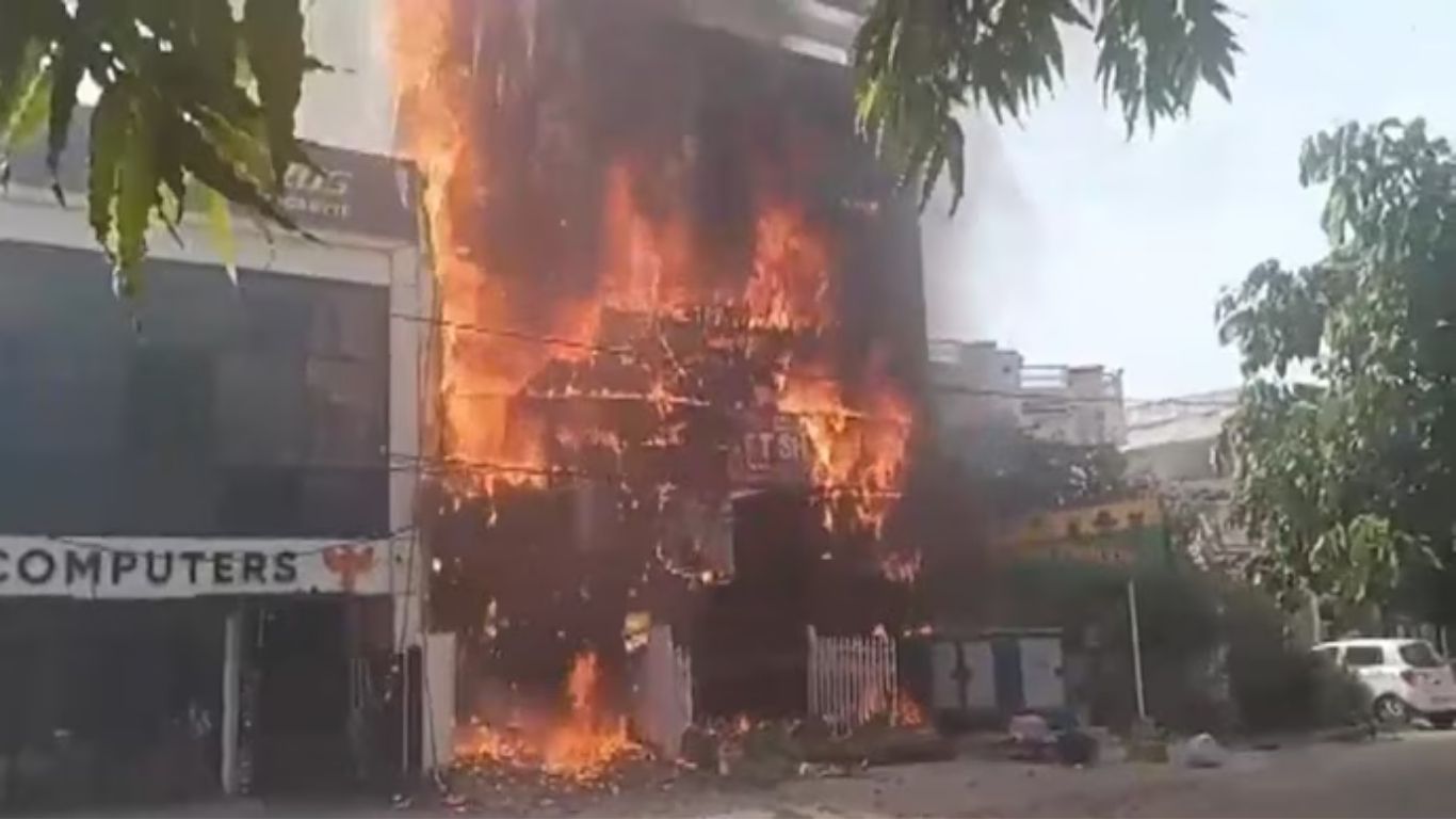 Lucknow Fire Accident: