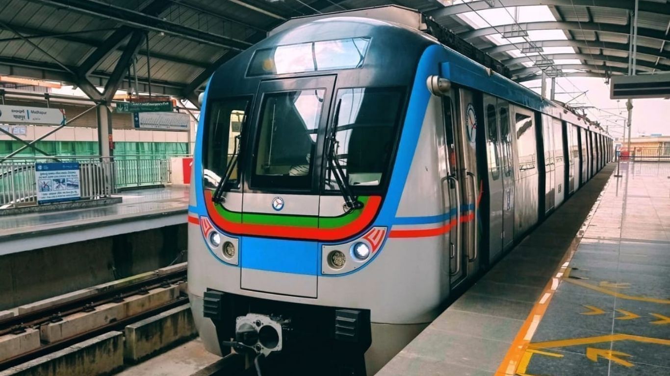 hyderabad-metro-phase-2-funding-jayesh-ranjan-nominated-to-sbi-caps-telangana-borrowed-7000-crores-rbi-auction-telugu